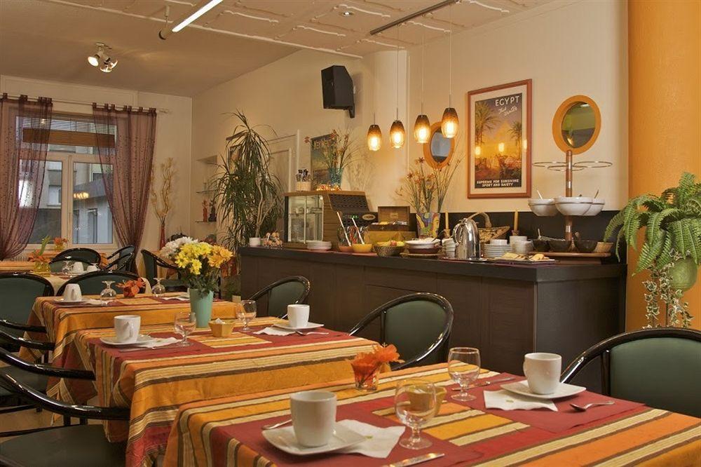 Logis Hotel Du Midi - Saint Etienne Sud Eksteriør billede