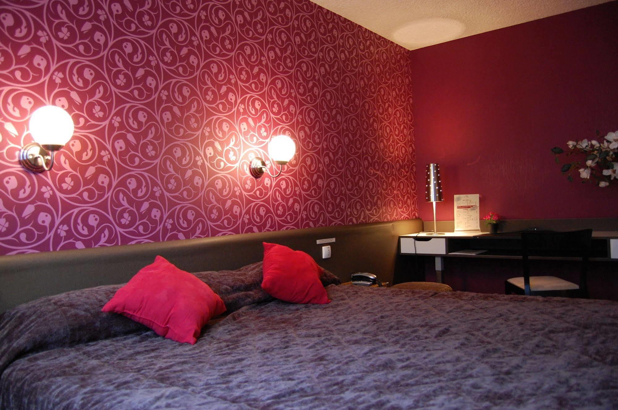 Logis Hotel Du Midi - Saint Etienne Sud Eksteriør billede