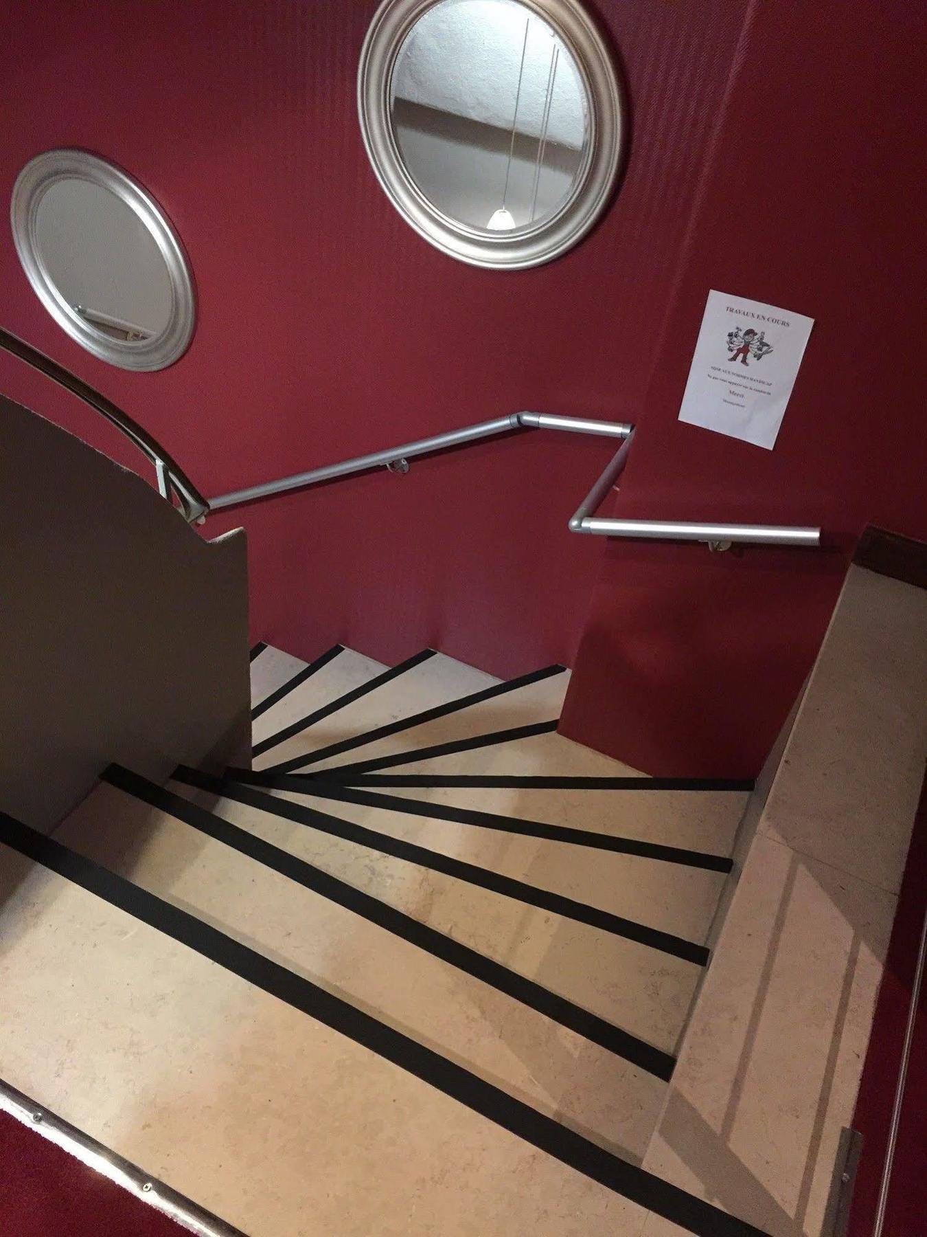Logis Hotel Du Midi - Saint Etienne Sud Eksteriør billede