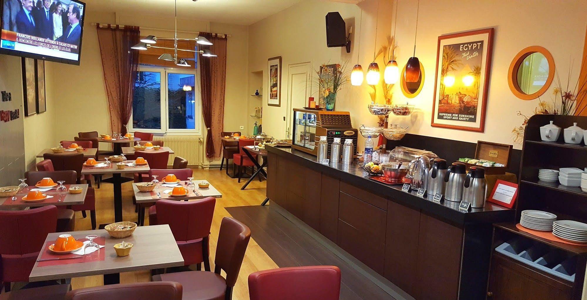 Logis Hotel Du Midi - Saint Etienne Sud Eksteriør billede